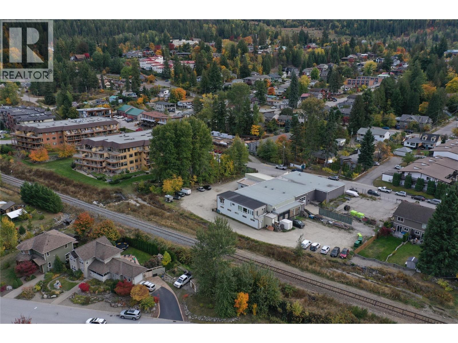 8 711 Radio Avenue, Nelson