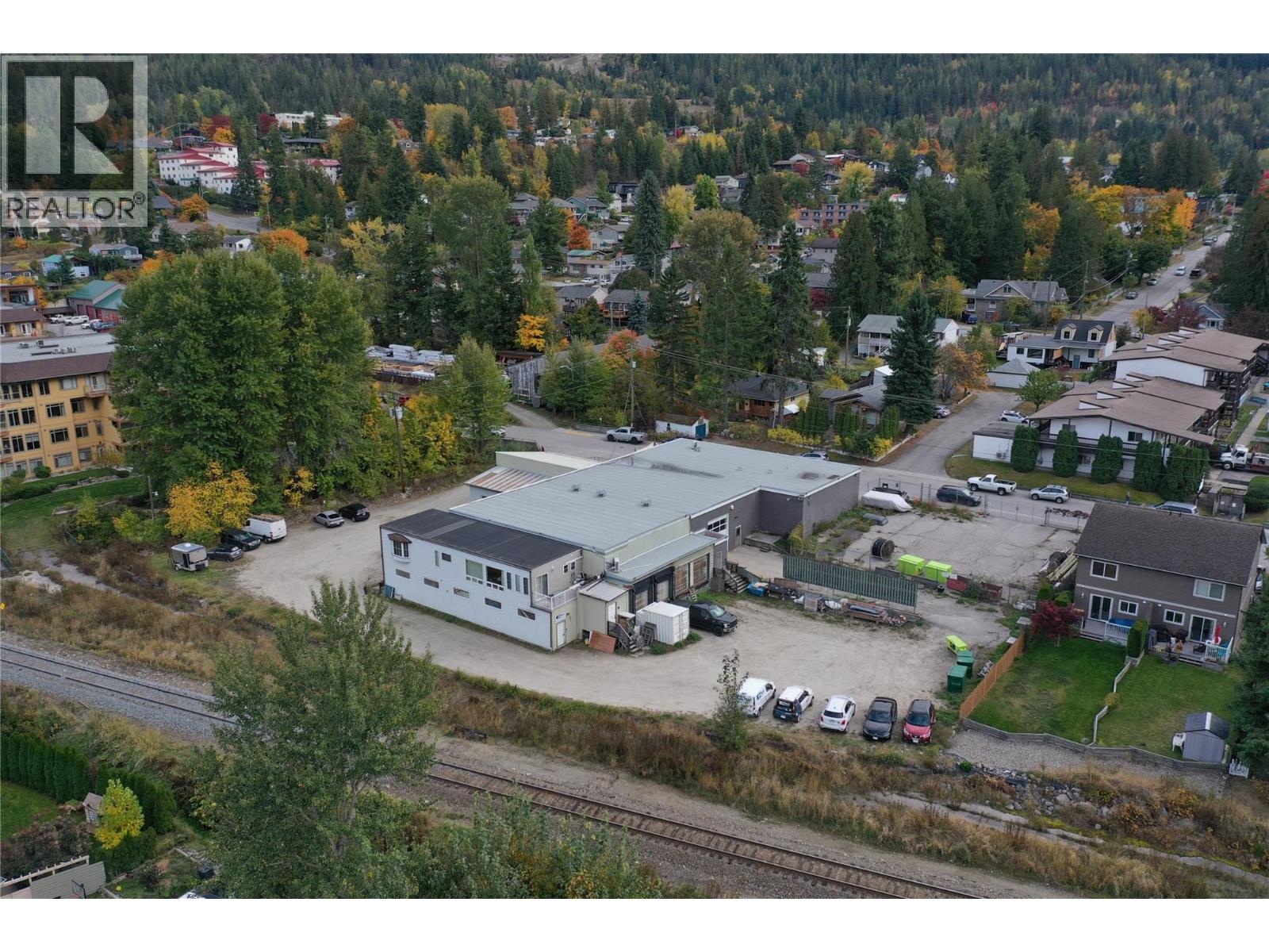 8 711 Radio Avenue, Nelson