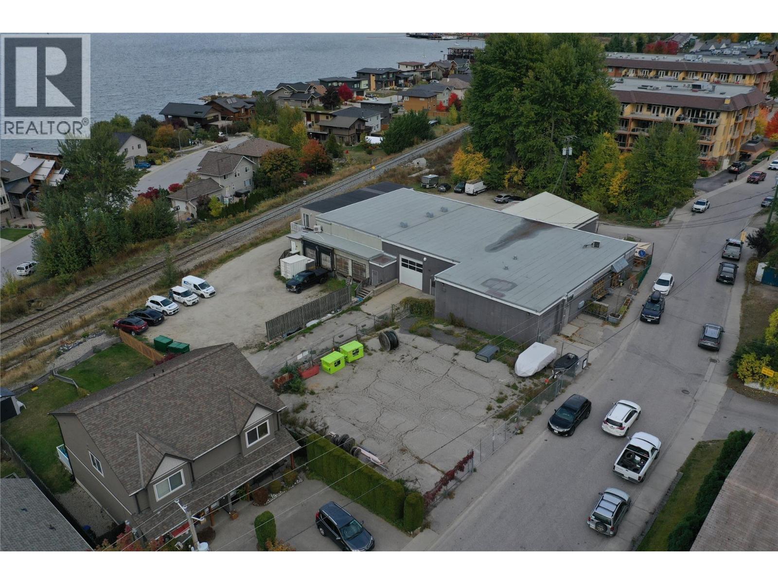 8 711 Radio Avenue, Nelson