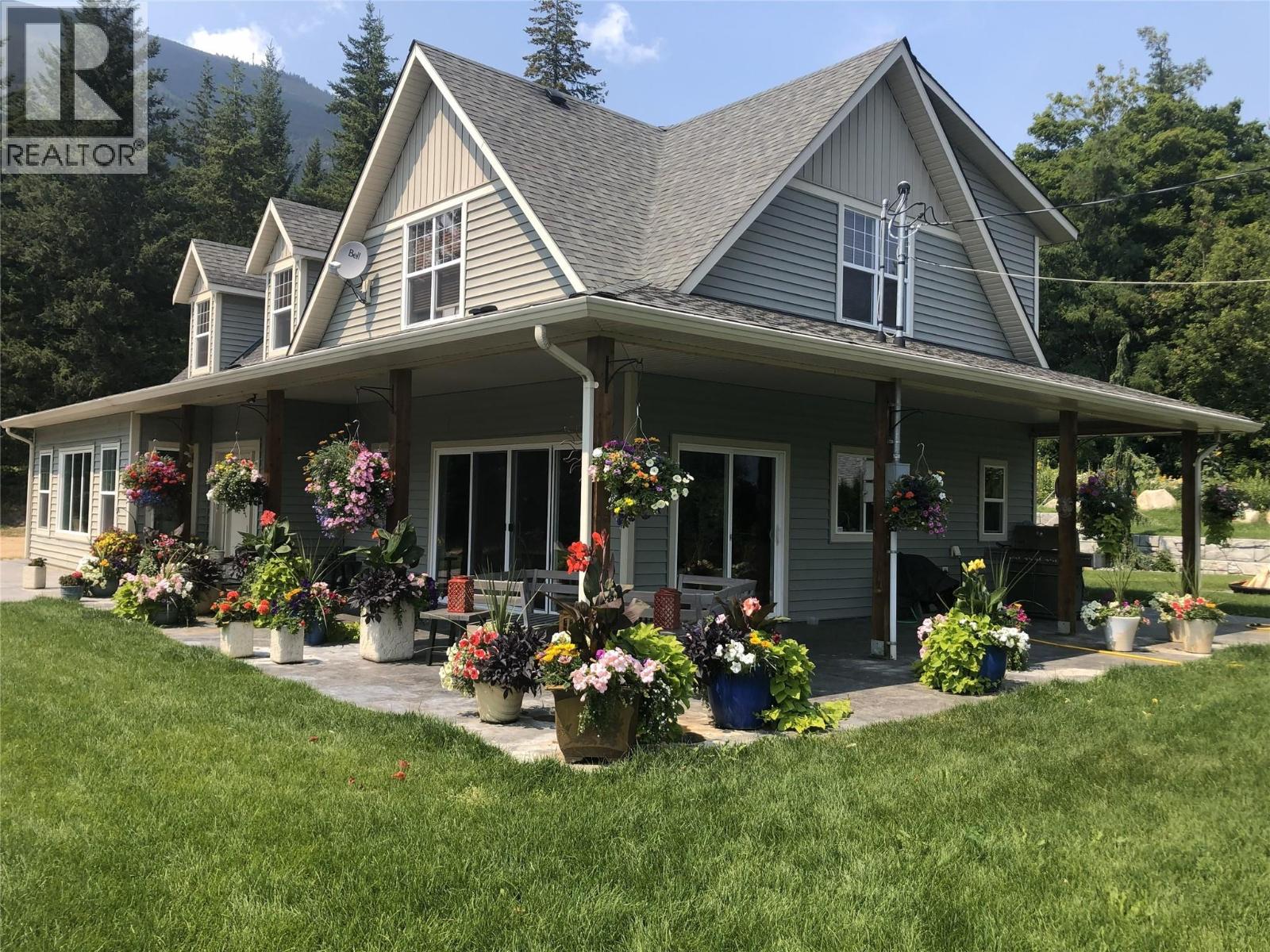  3751 65 Avenue Northwest, Salmon Arm