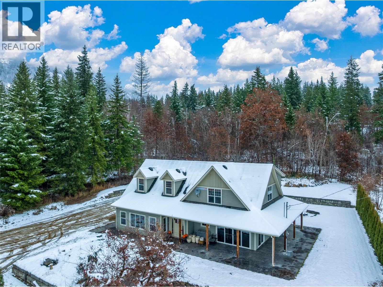  3751 65 Avenue Northwest, Salmon Arm