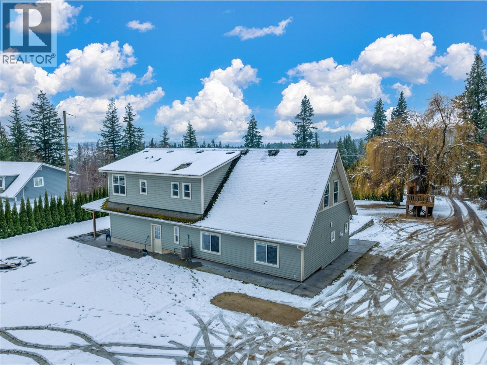  3751 65 Avenue Northwest, Salmon Arm