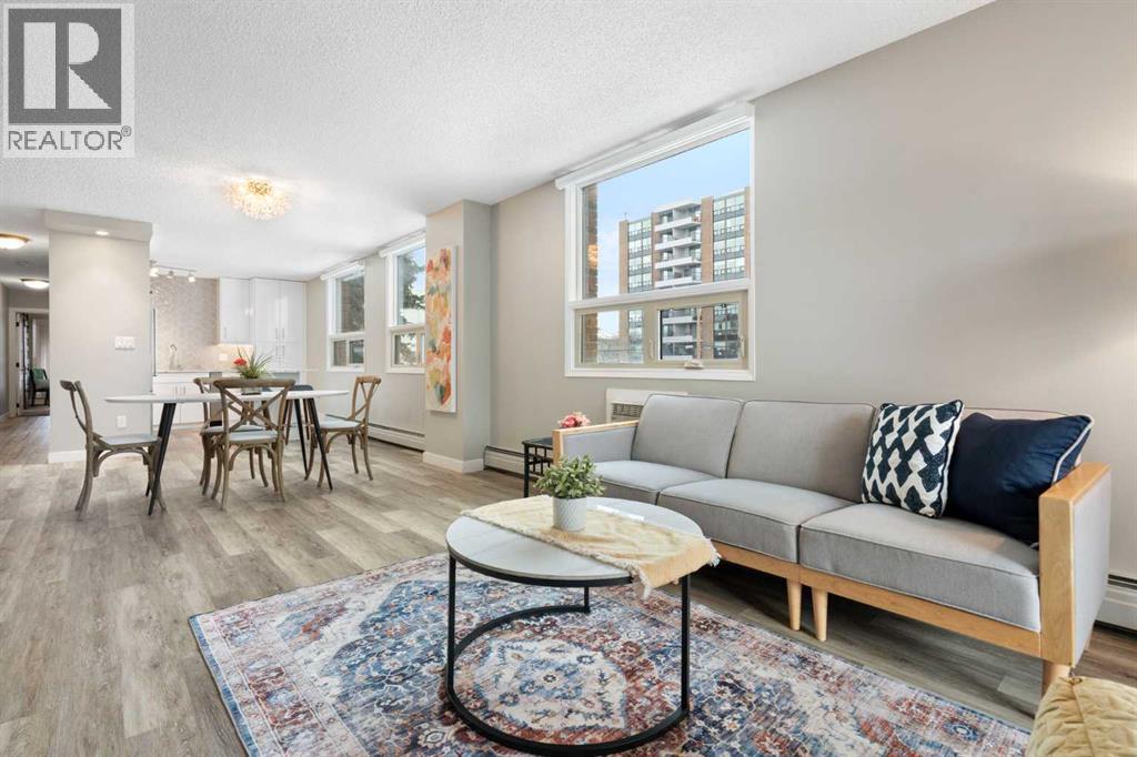 Single Family House for Sale in    Avenue SW Mission Calgary 