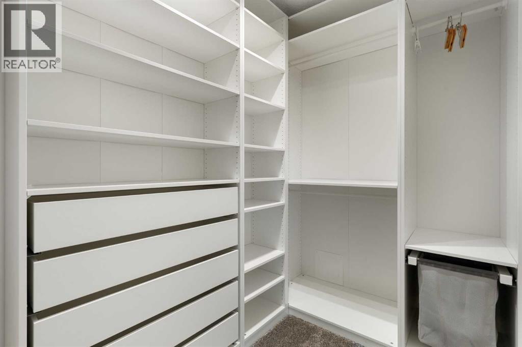 Single Family House for Sale in    Avenue SW Mission Calgary 