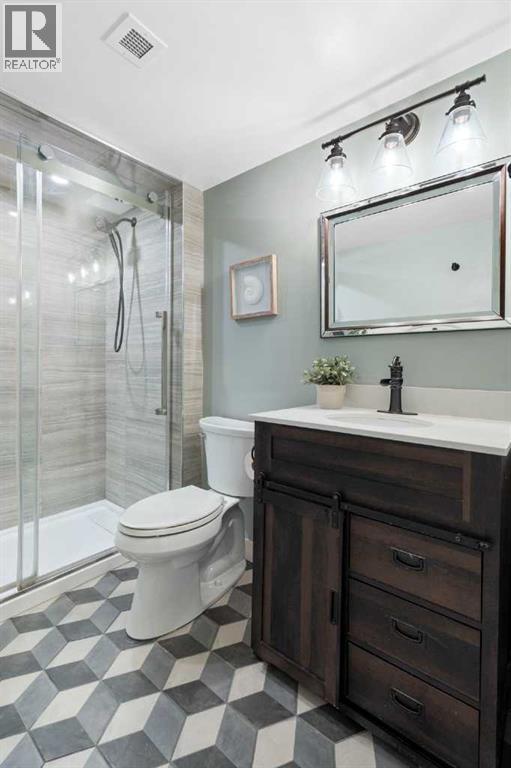 Single Family House for Sale in    Avenue SW Mission Calgary 