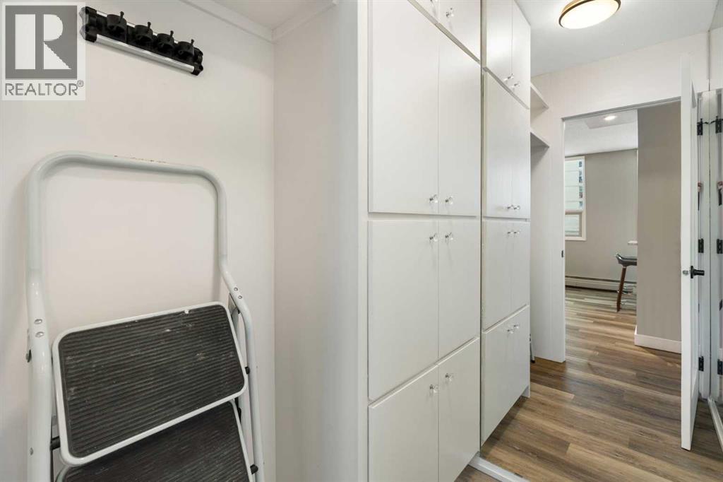 Single Family House for Sale in    Avenue SW Mission Calgary 