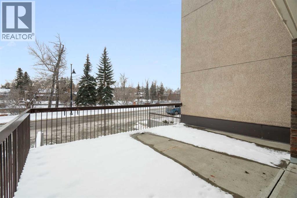 Single Family House for Sale in    Avenue SW Mission Calgary 