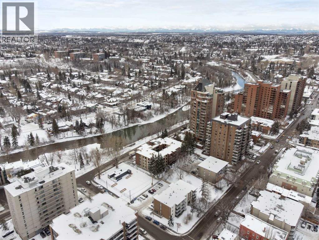 Single Family House for Sale in    Avenue SW Mission Calgary 