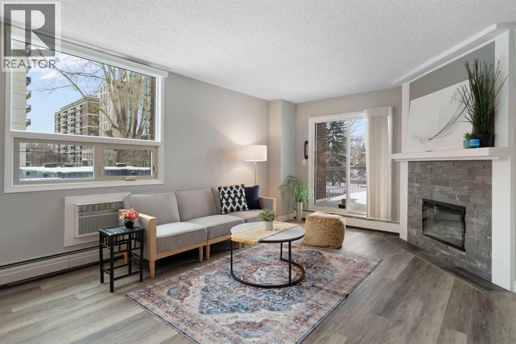 Single Family House for Sale in    Avenue SW Mission Calgary 