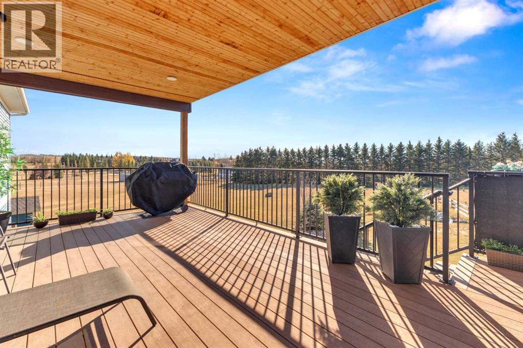 Single Family House for Sale in  Township Road  Silver Springs Rural Lacombe County 