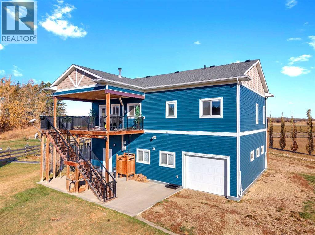 Single Family House for Sale in  Township Road  Silver Springs Rural Lacombe County 