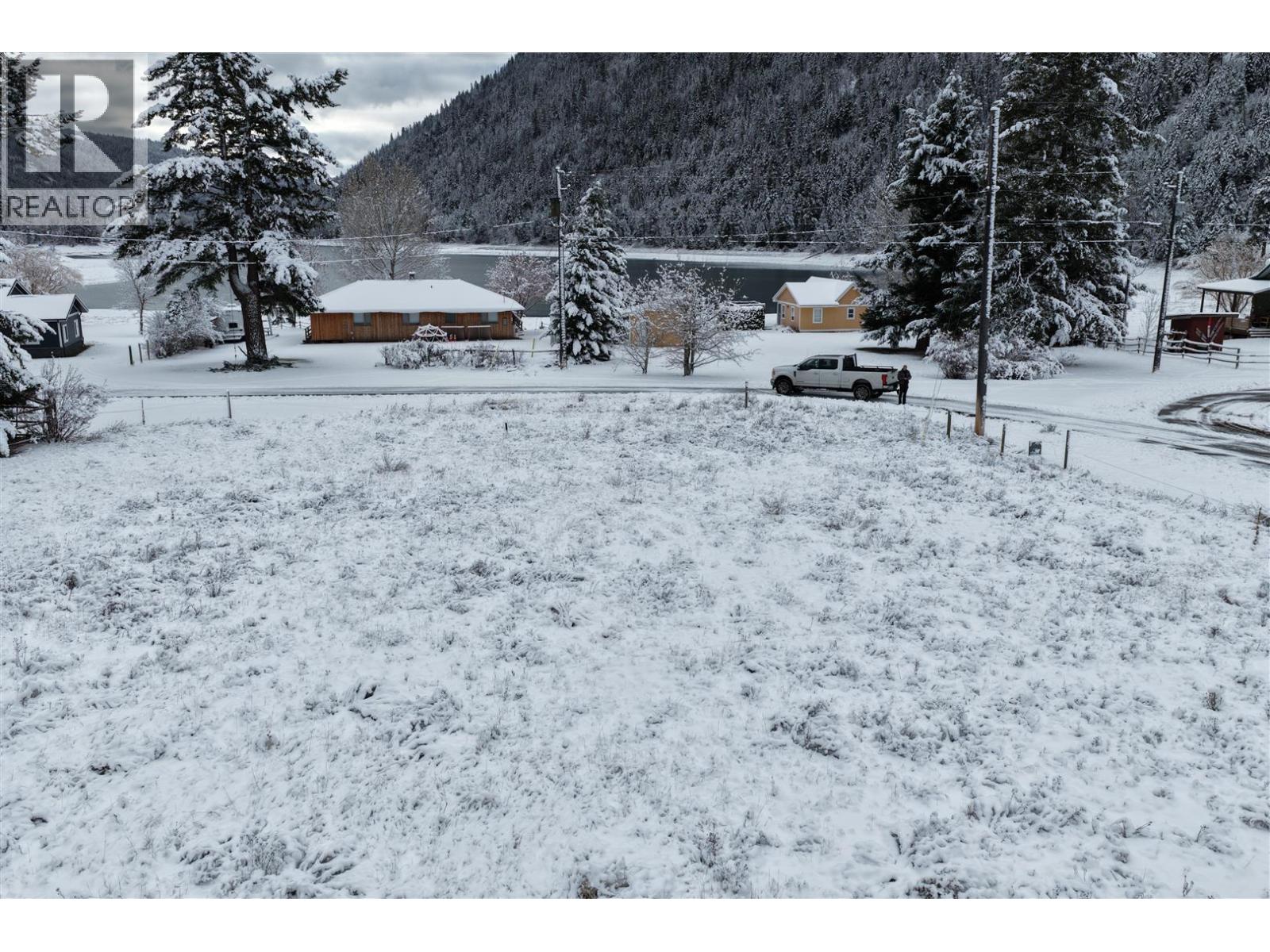 192 Skye Blue Loop, Princeton