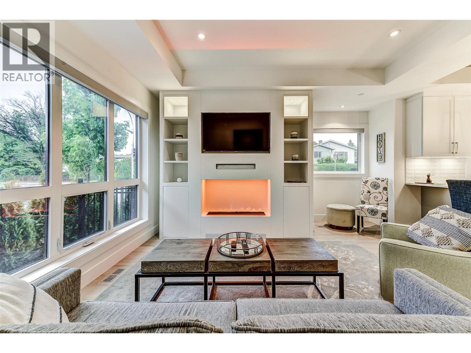 106 1308 Richter Street, Kelowna