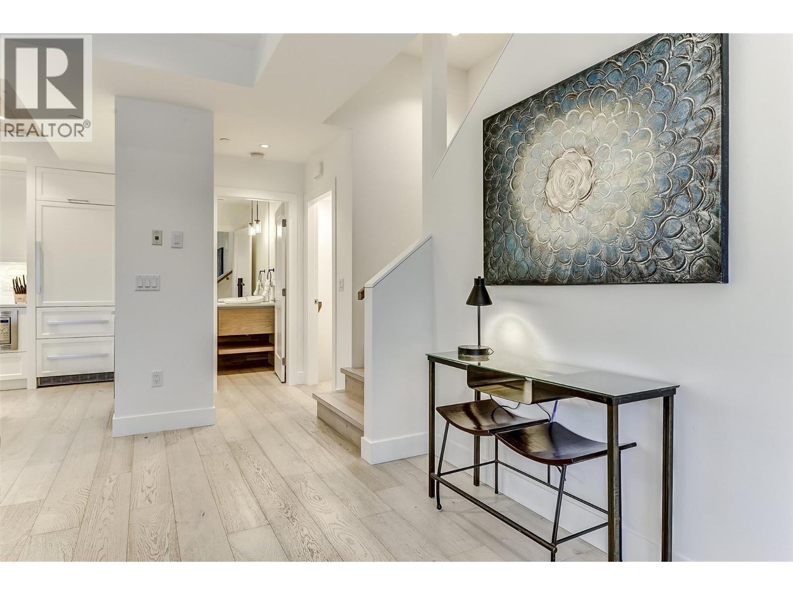 106 1308 Richter Street, Kelowna