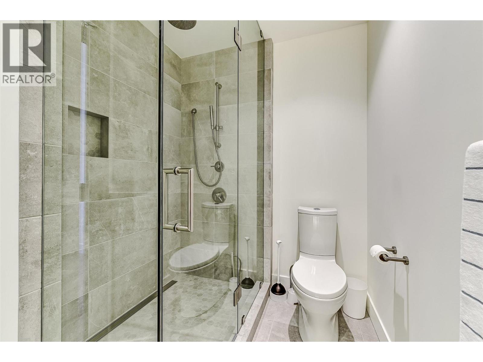 106 1308 Richter Street, Kelowna