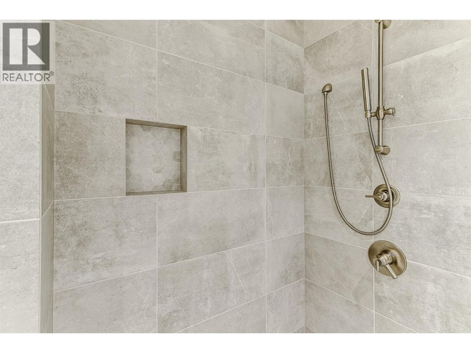 106 1308 Richter Street, Kelowna