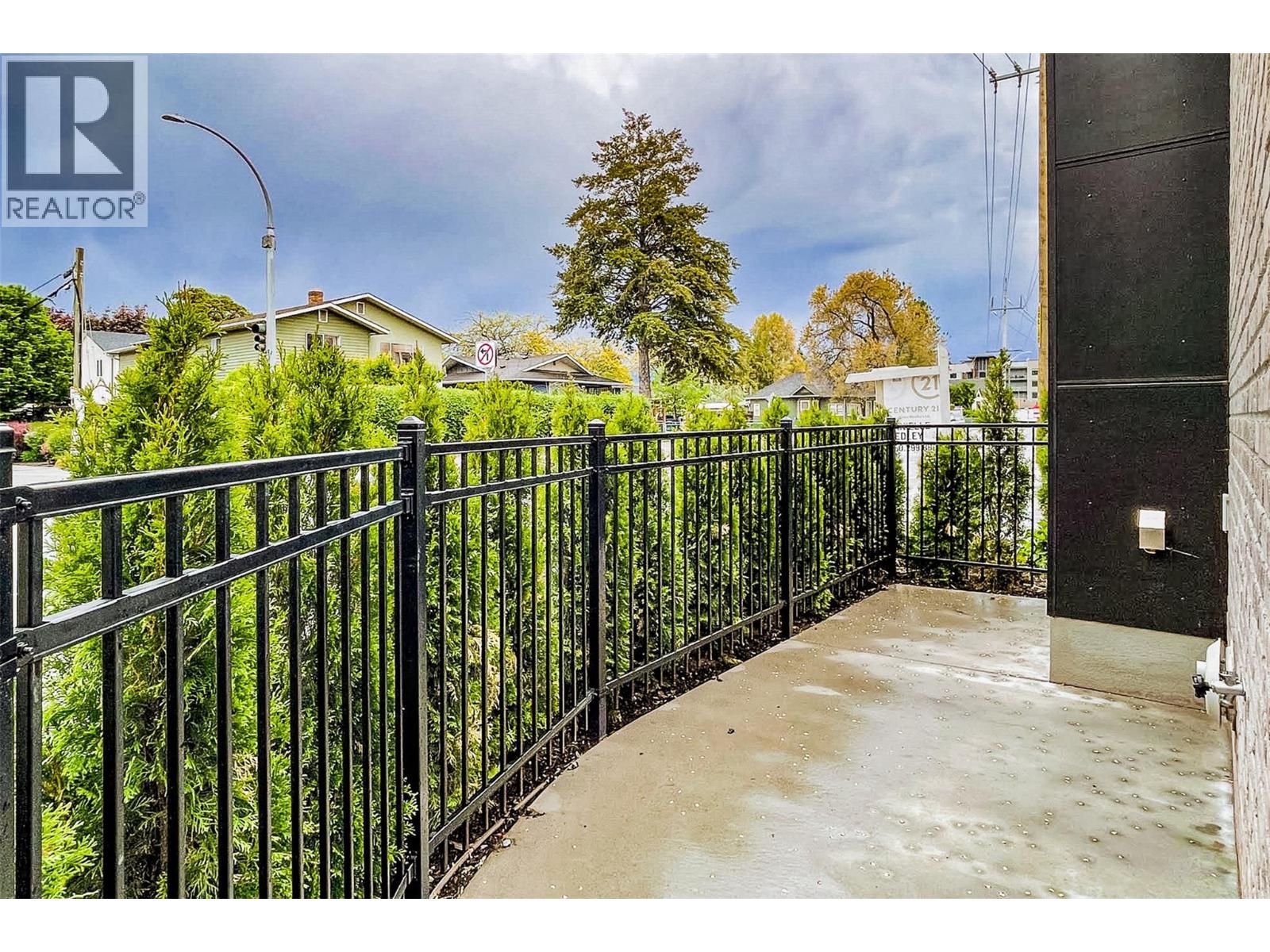 106 1308 Richter Street, Kelowna