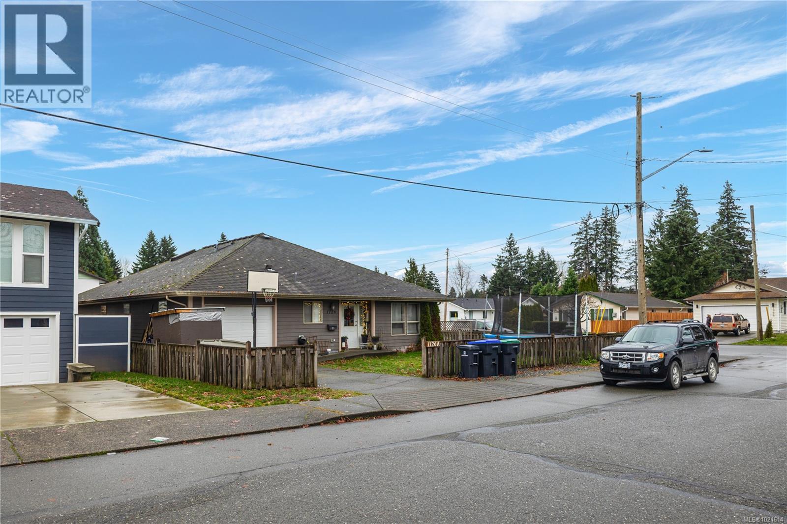 1126 18th St, Courtenay