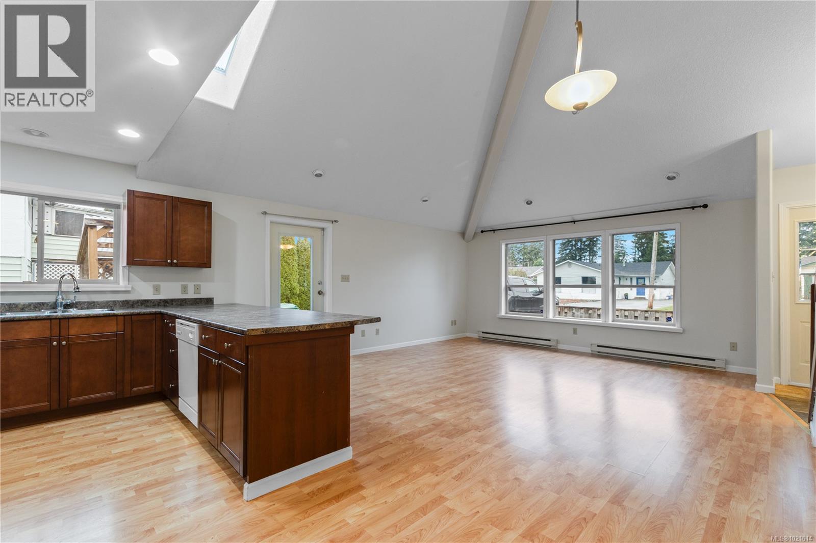 1126 18th St, Courtenay