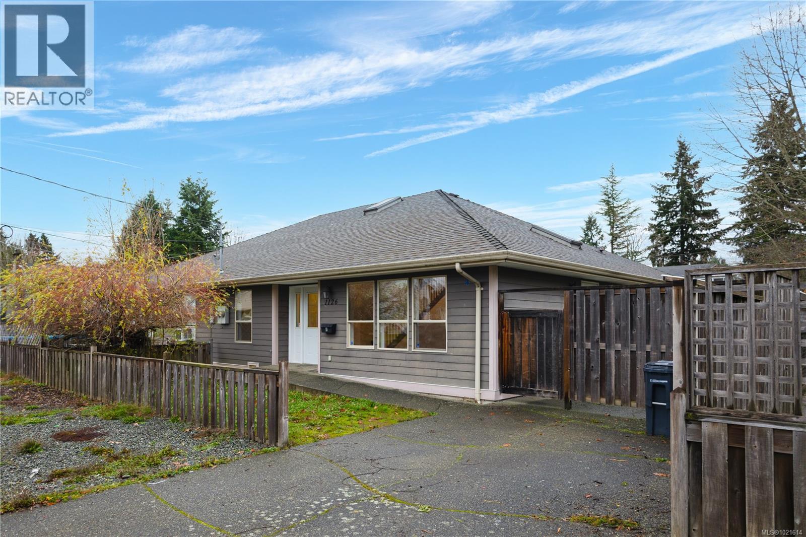 1126 18th St, Courtenay
