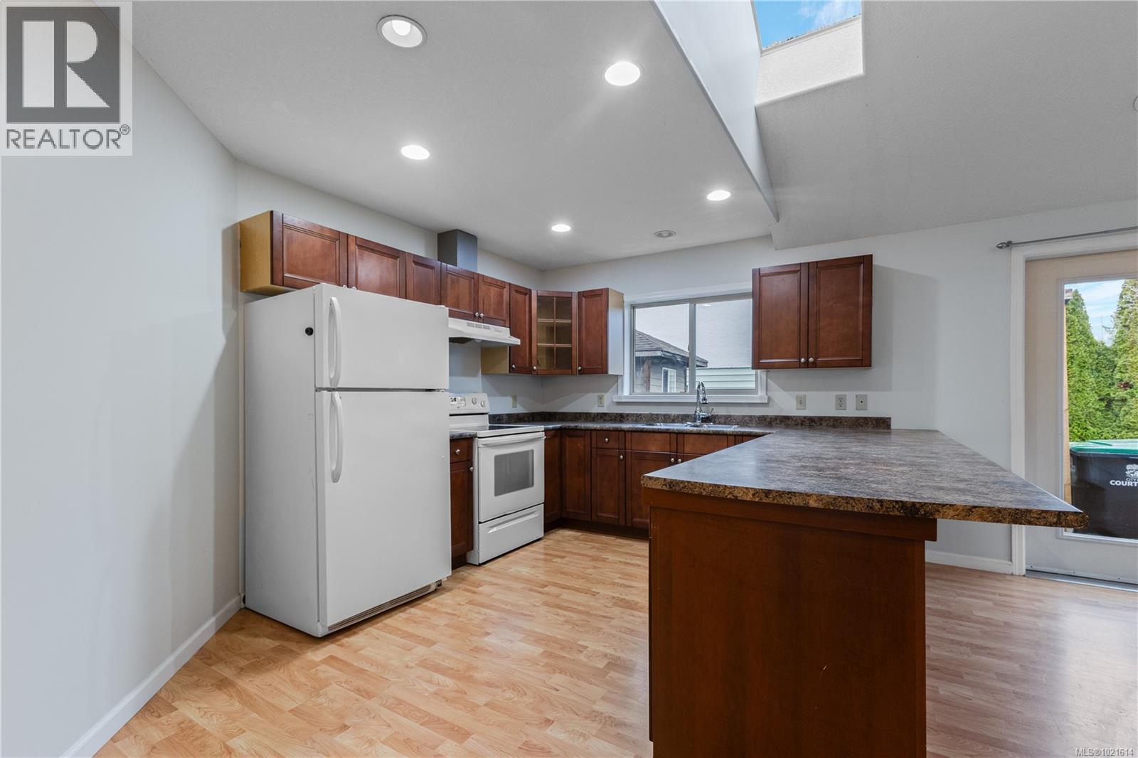 1126 18th St, Courtenay