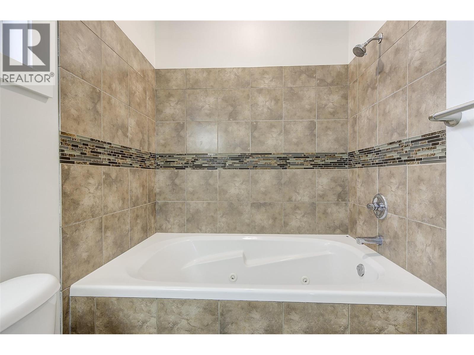  9829 Crimson Road, Lake Country