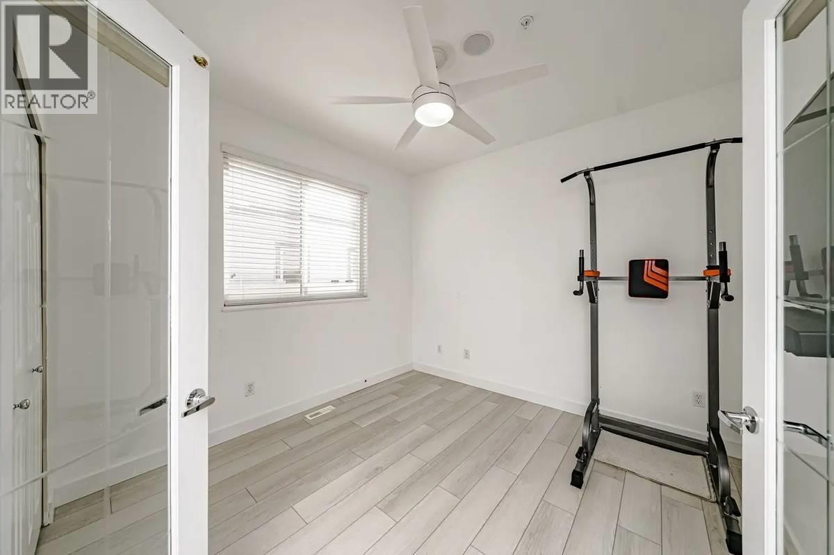 1096 RIVERSIDE DR, Port Coquitlam