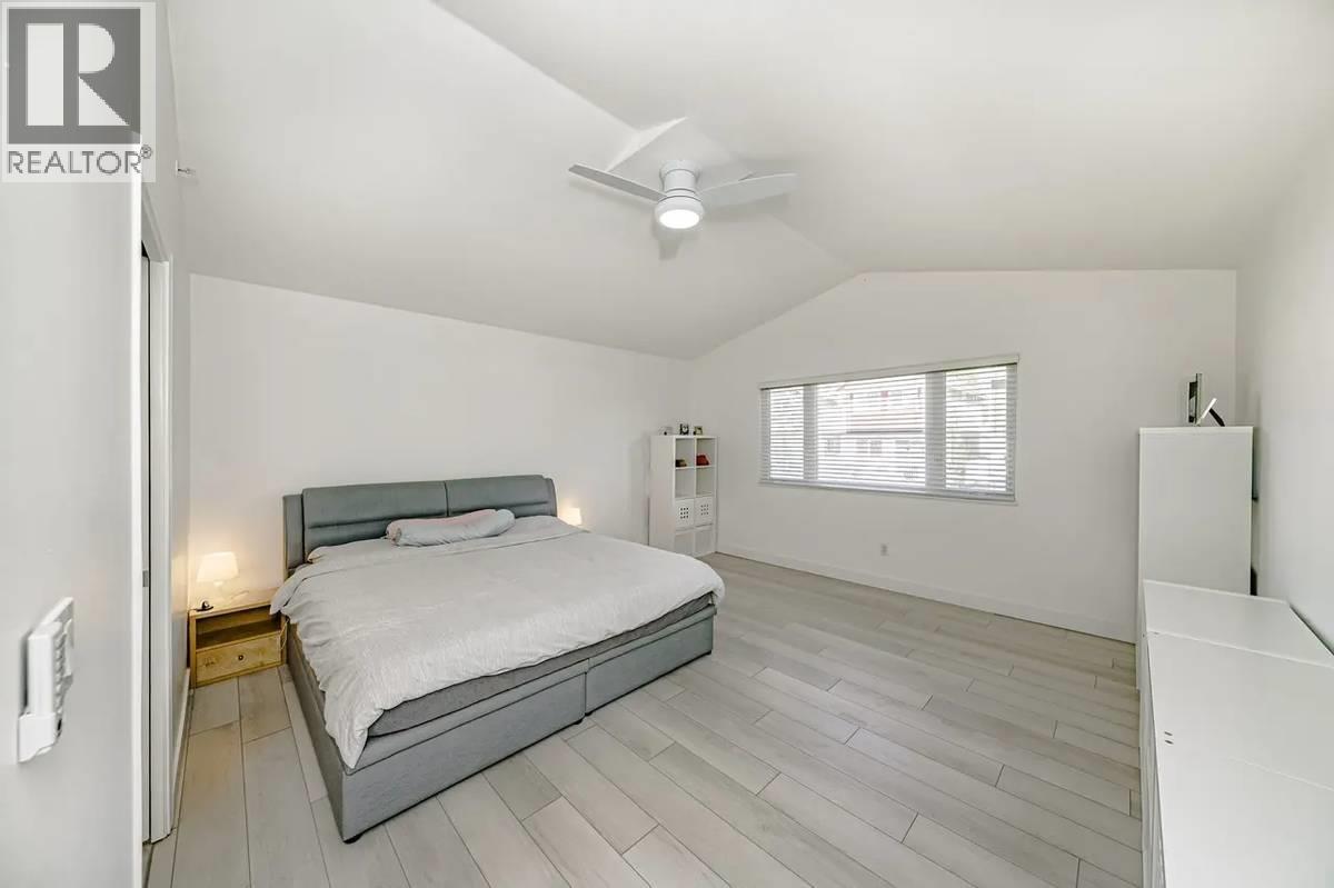 1096 RIVERSIDE DR, Port Coquitlam