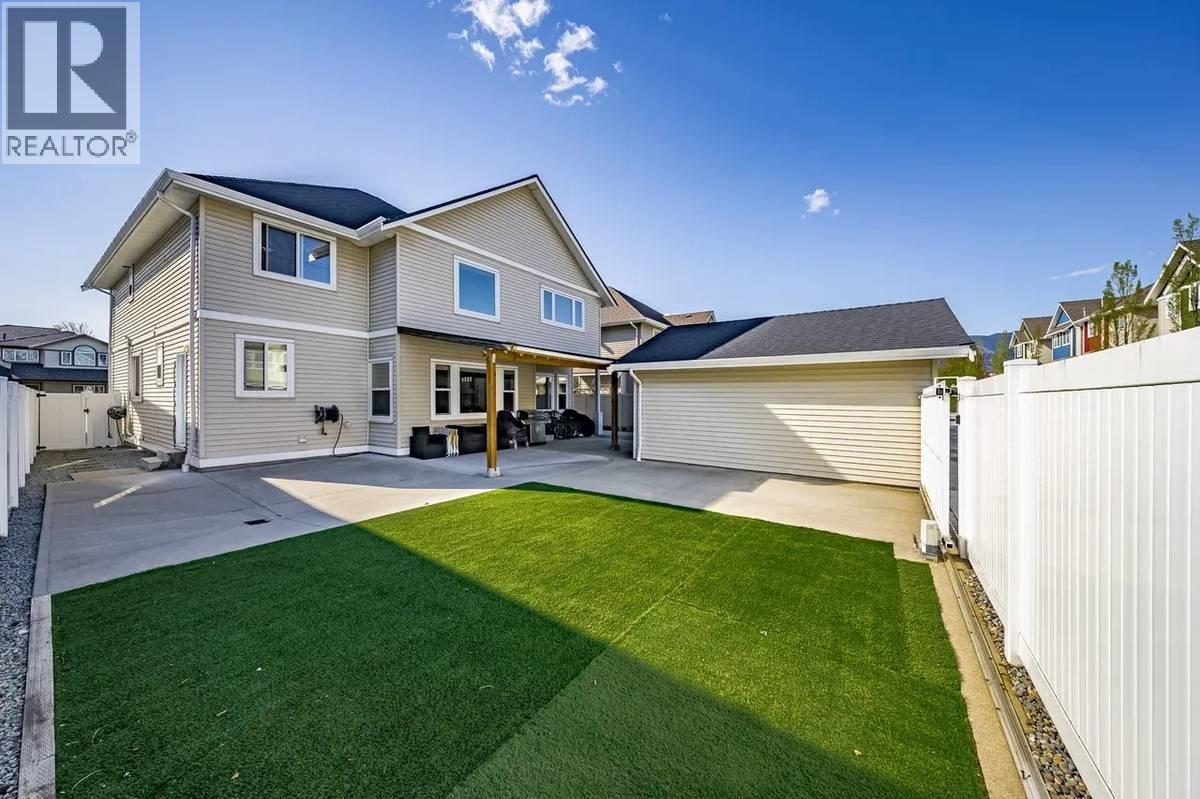 1096 RIVERSIDE DR, Port Coquitlam