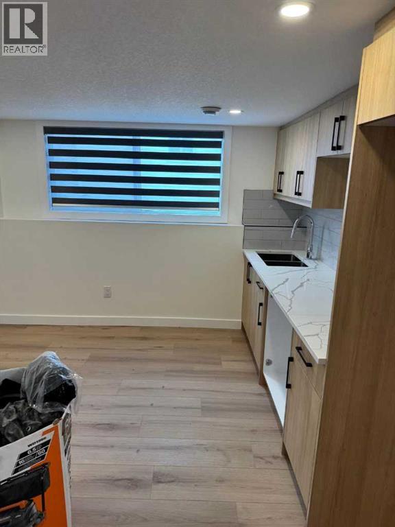 Single Family House Bungalow for Sale in  Templeview Drive NE Temple Calgary 