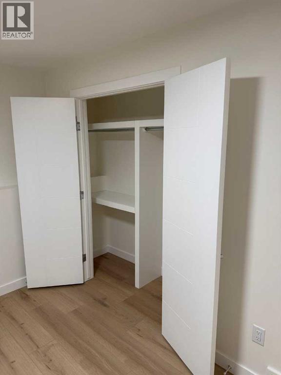 Single Family House Bungalow for Sale in  Templeview Drive NE Temple Calgary 