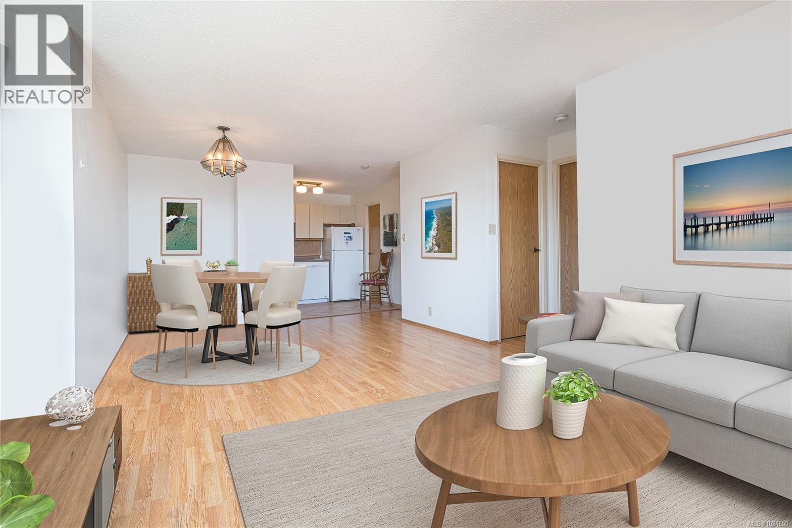 809 1630 Quadra St, Victoria