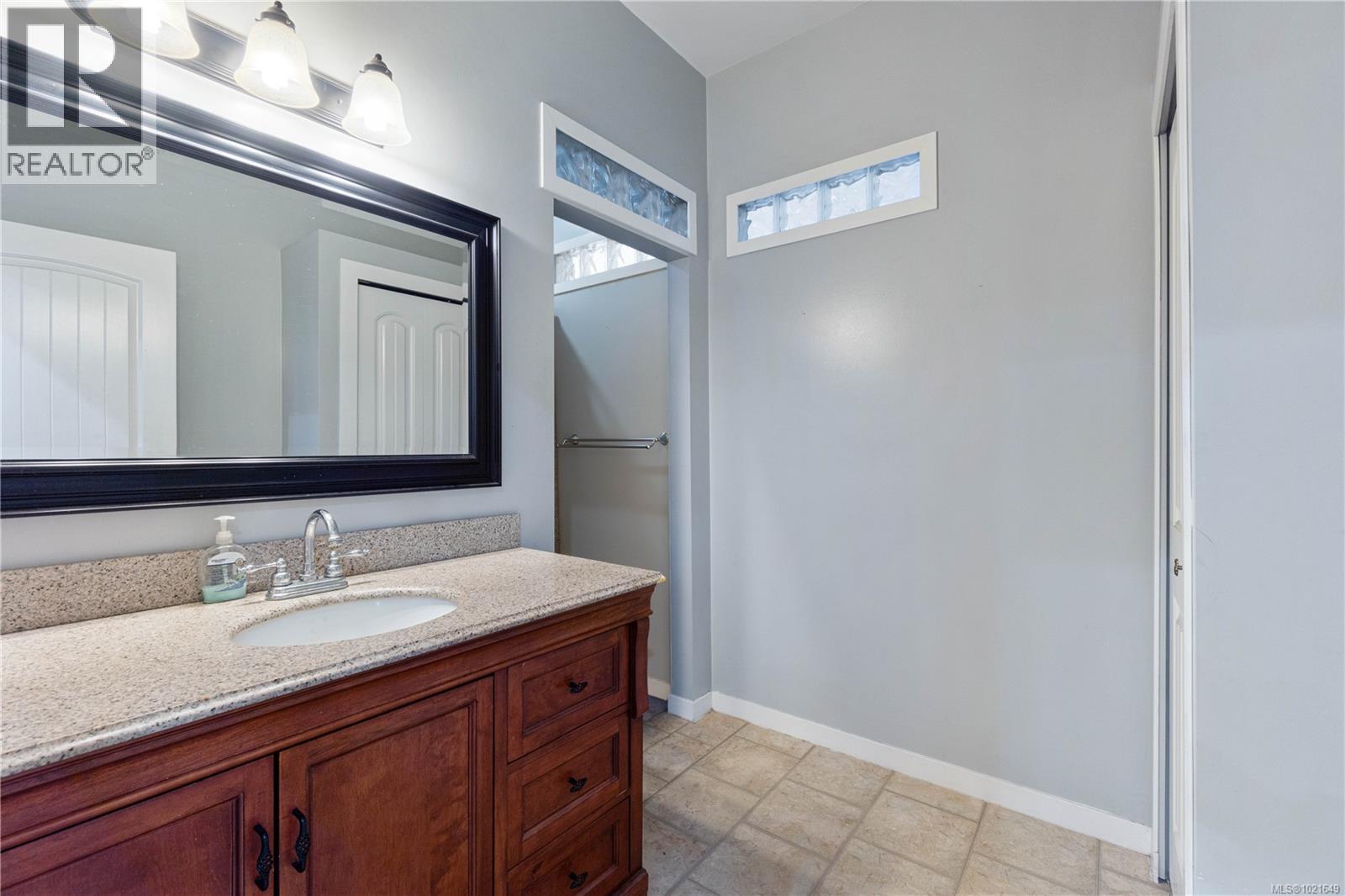 SL22 & 23 1260 Fair Rd, Parksville