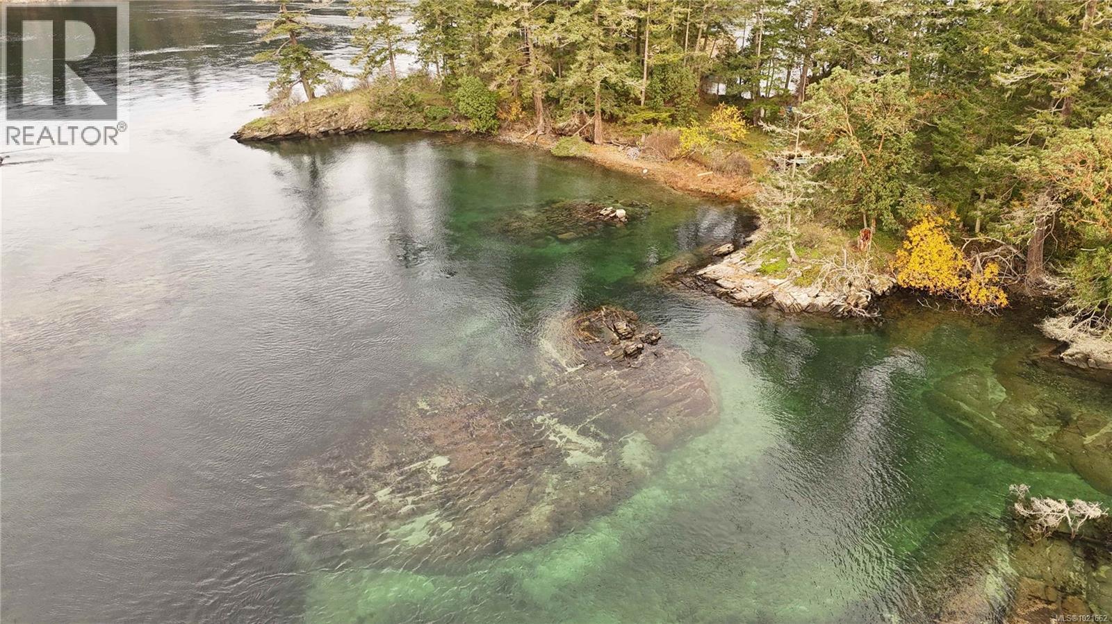 0 FERNIE ISLAND - 15