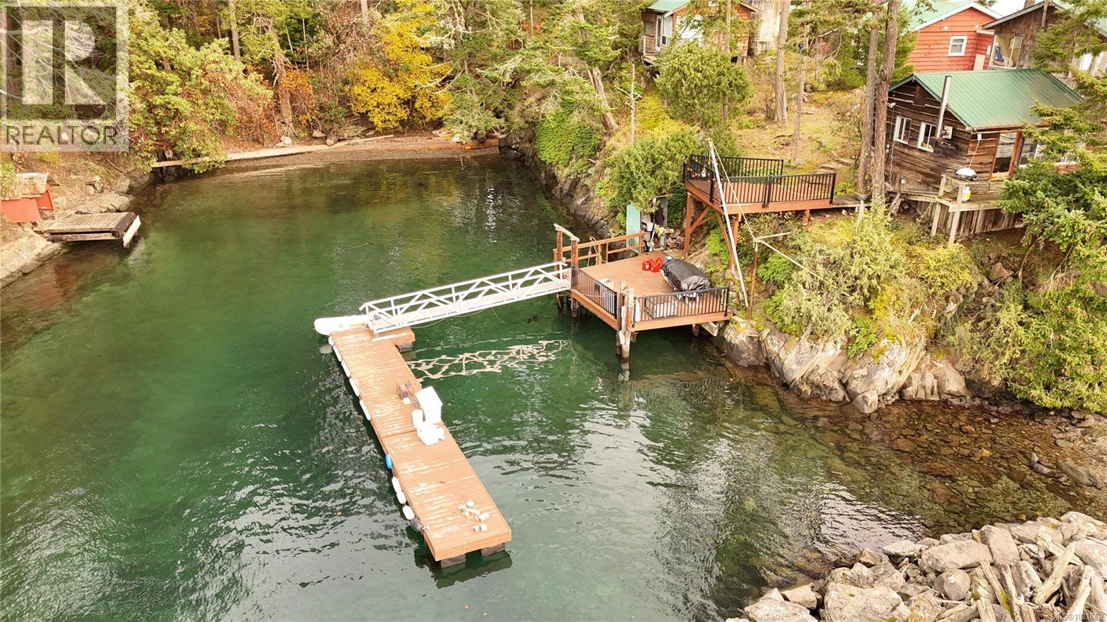 0 FERNIE ISLAND - 11