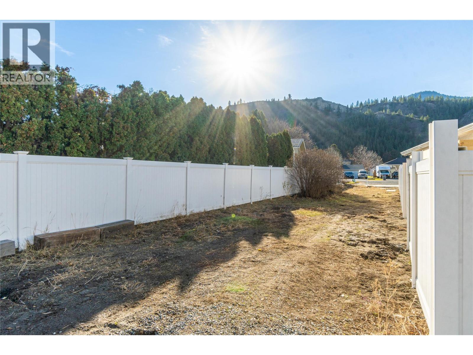 5764 TODD HILL CRESCENT - 20