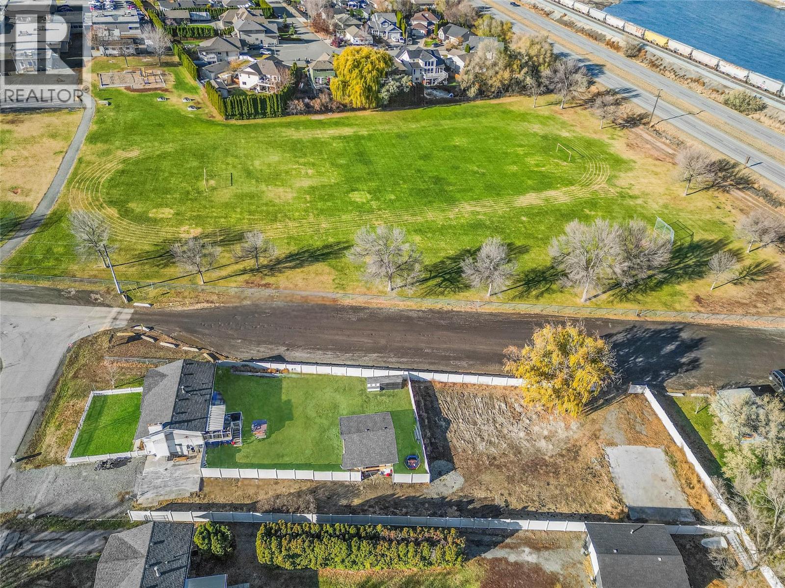 5764 TODD HILL CRESCENT - 7