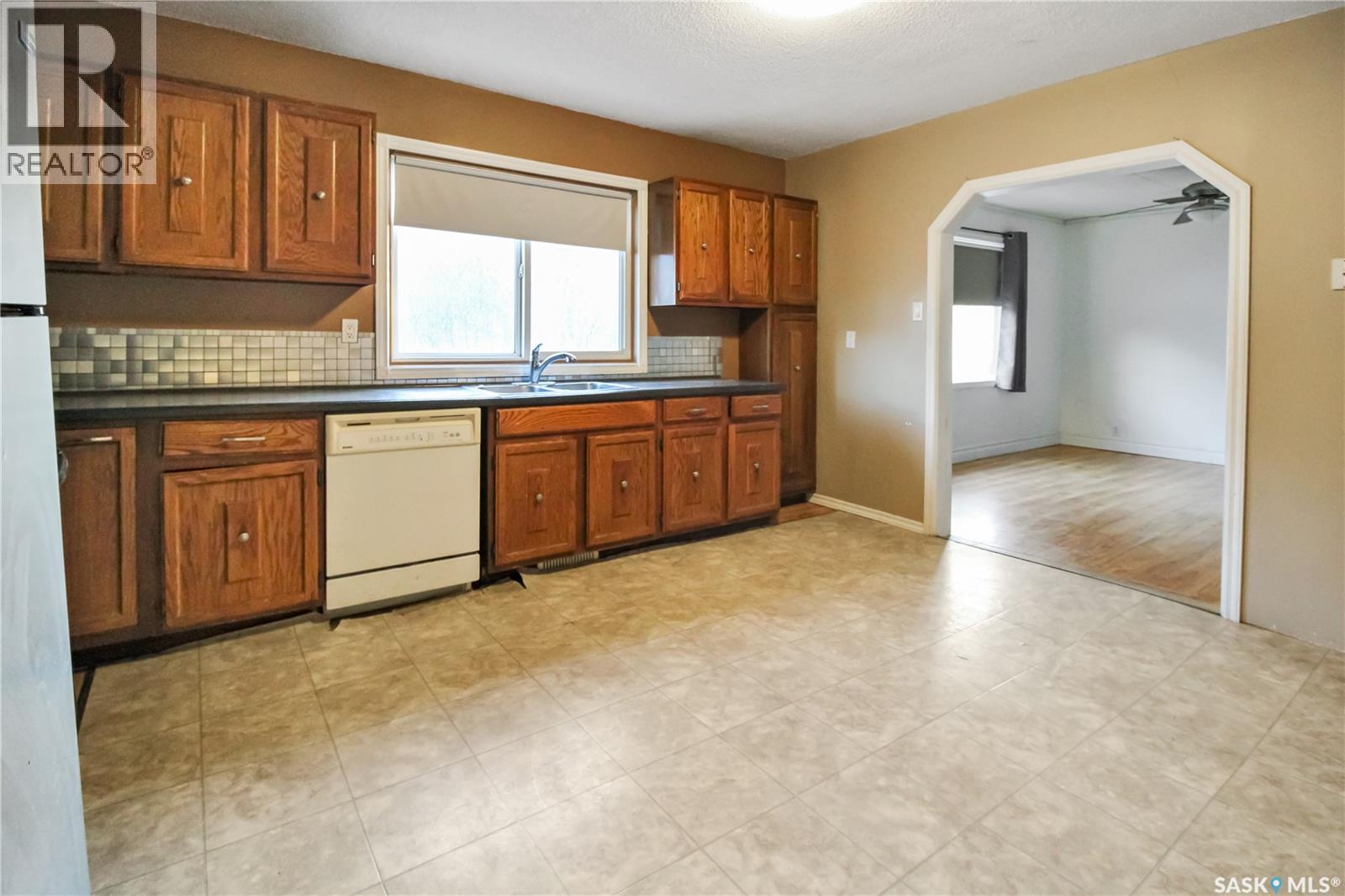 365 3rd AVENUE NE - 18