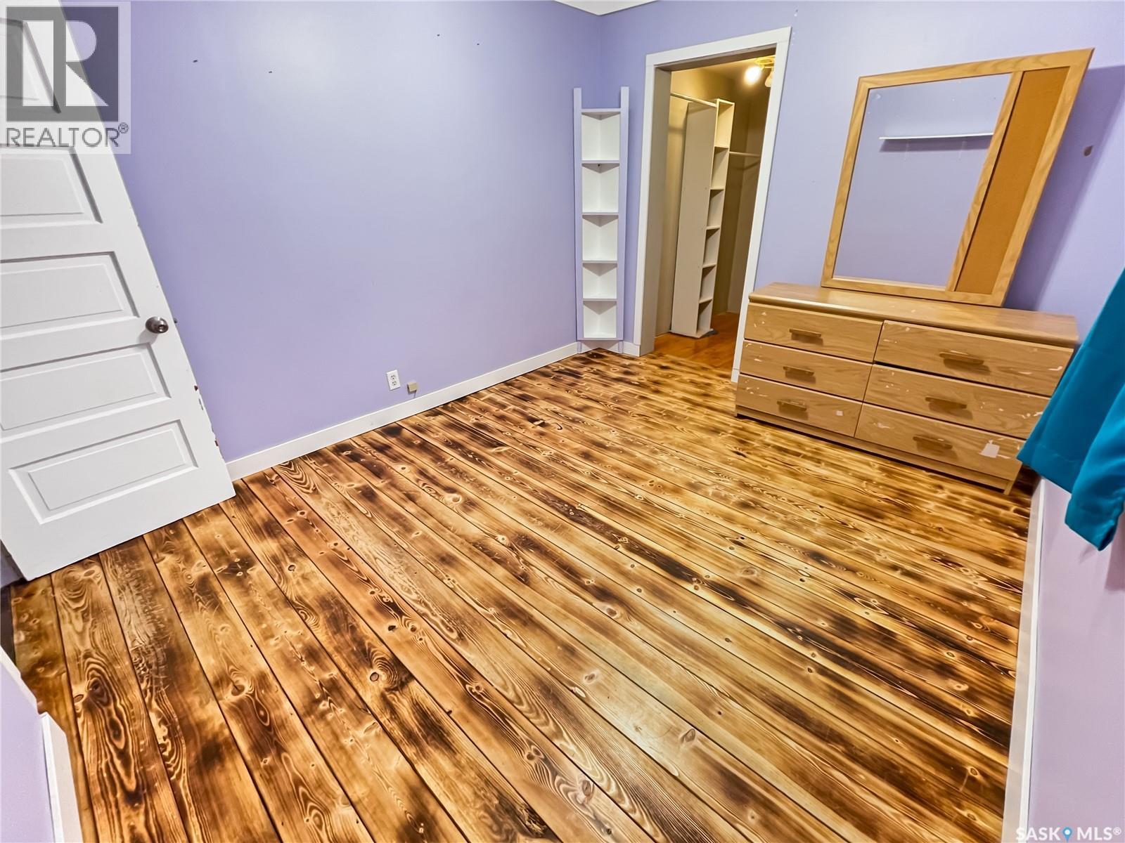 Single Family House Bungalow for Sale in  rd AVENUE NE Swift Current 