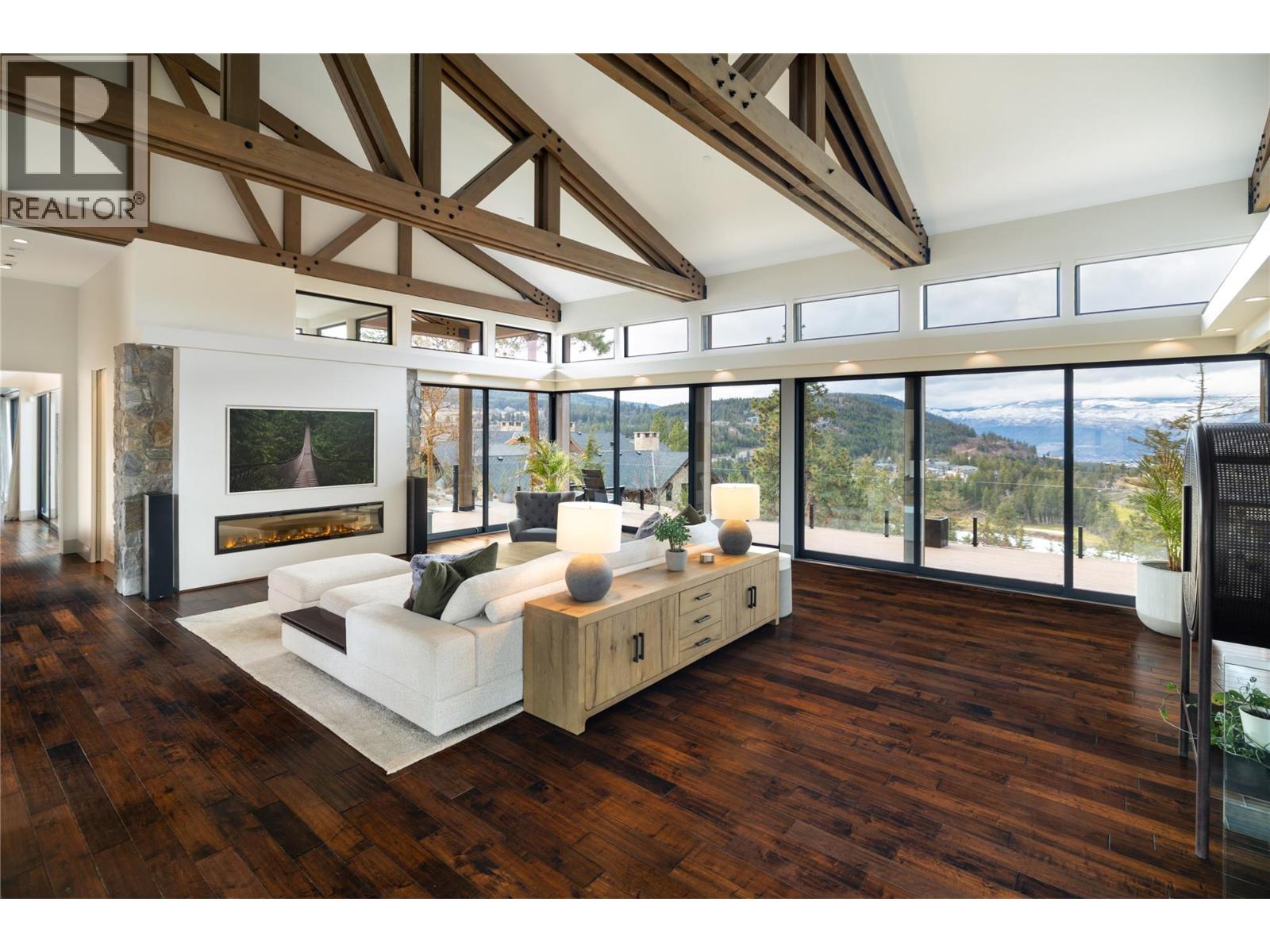  508 Vardon Lane, Vernon