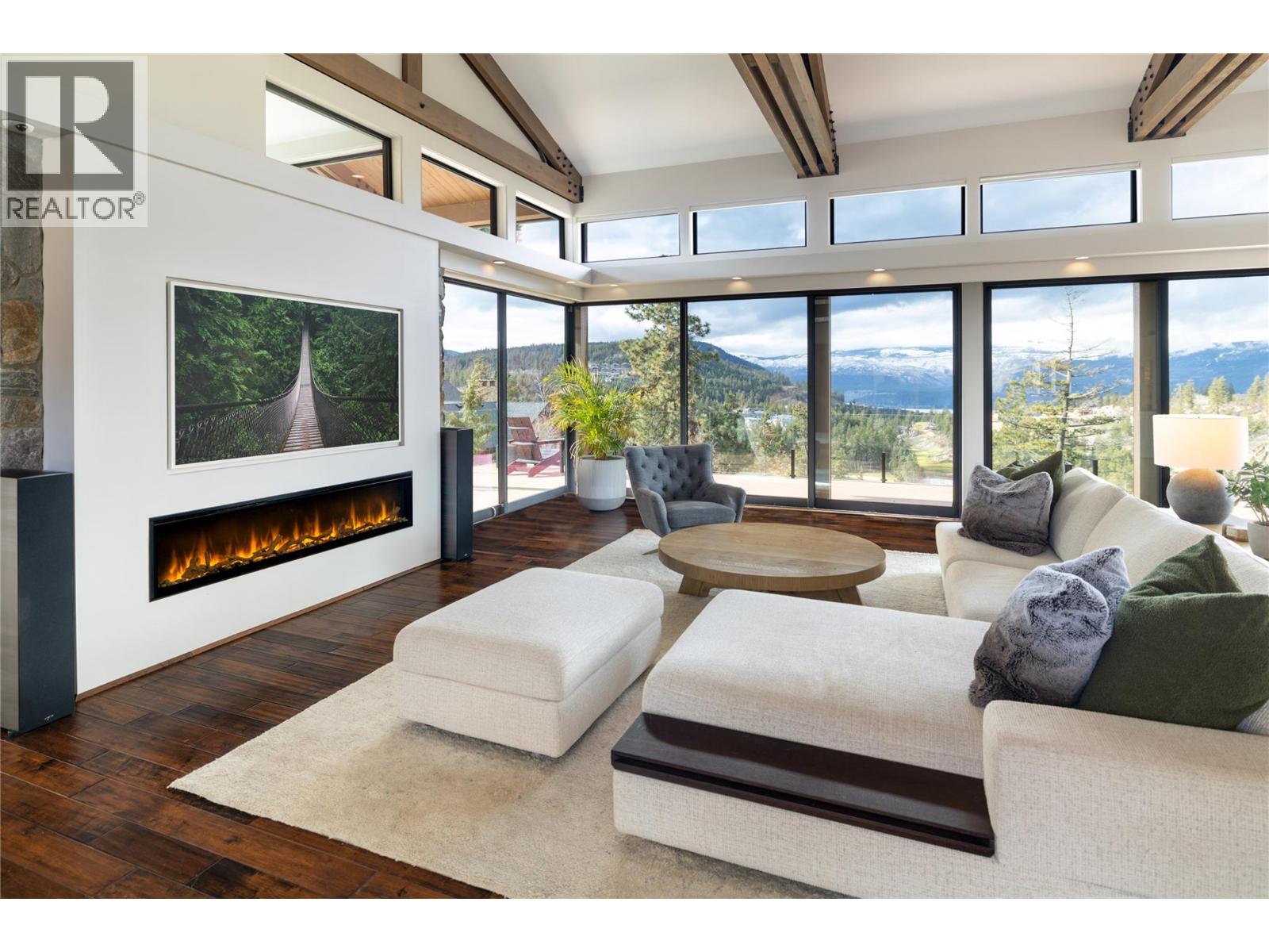  508 Vardon Lane, Vernon