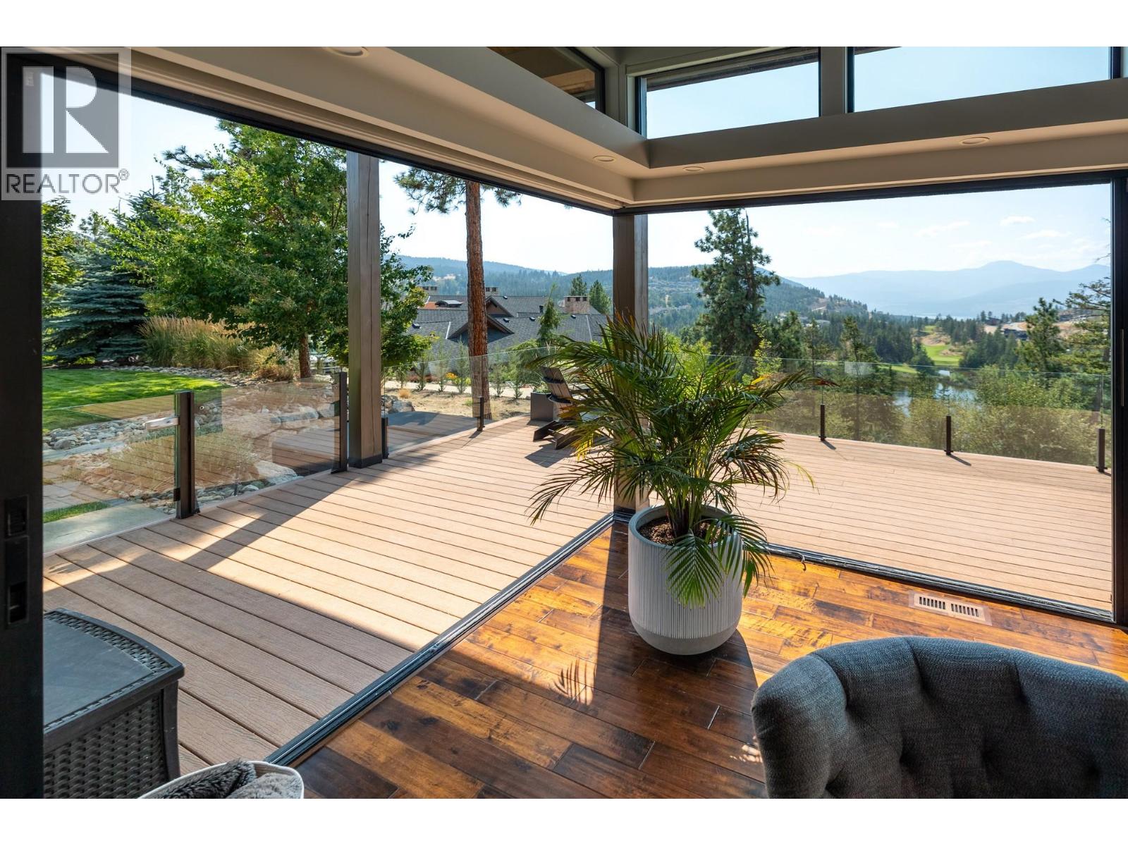  508 Vardon Lane, Vernon