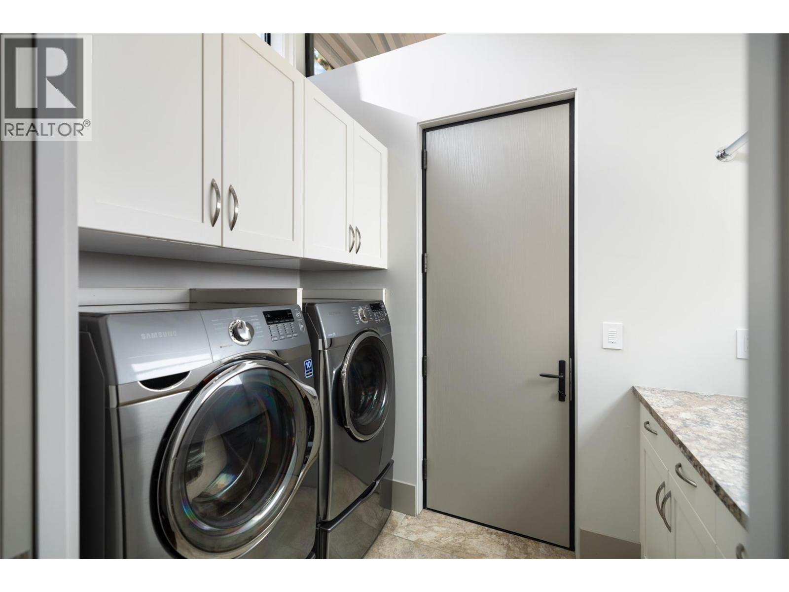  508 Vardon Lane, Vernon