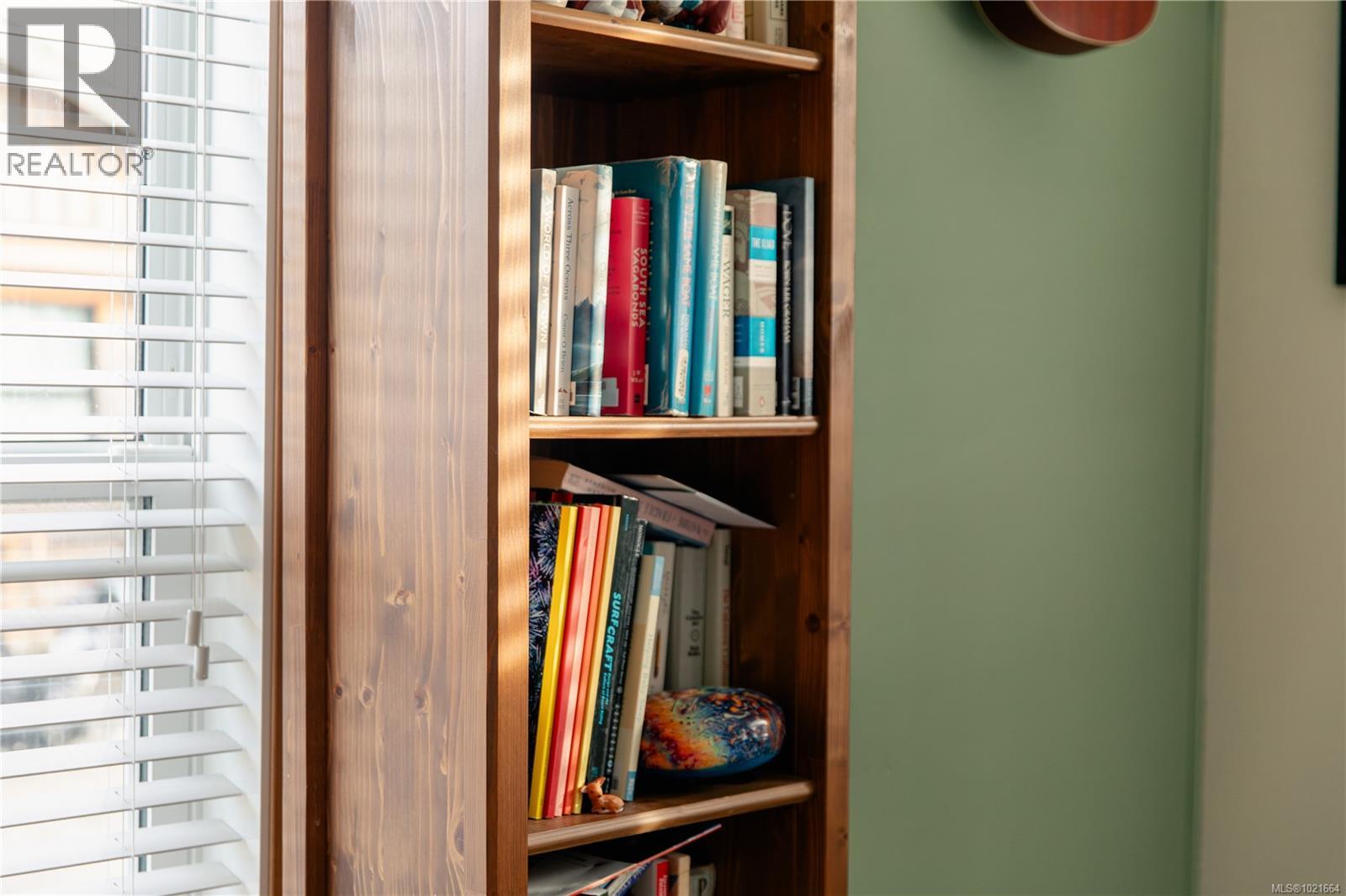 421 Humpback Pl, Ucluelet