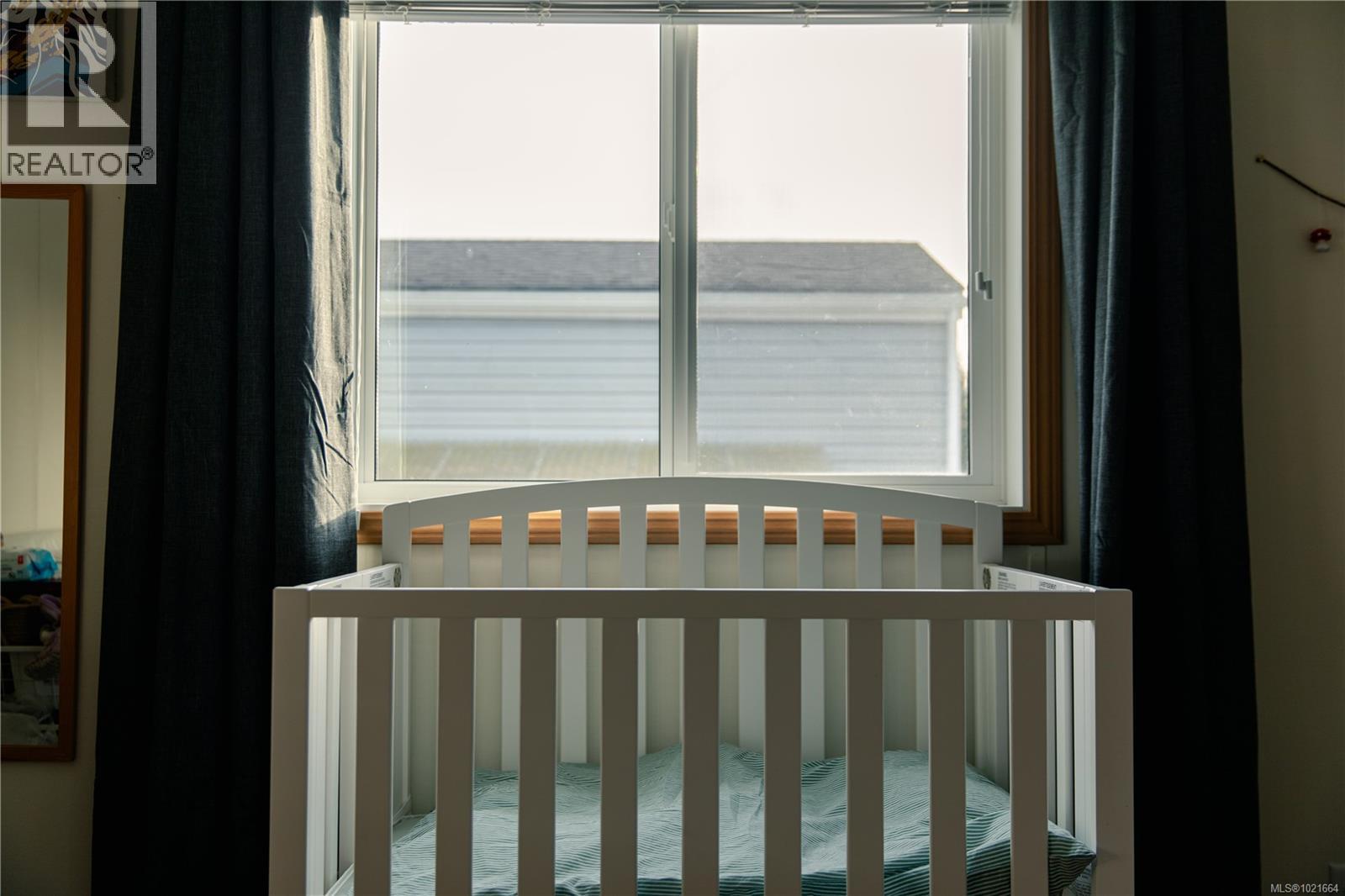 421 Humpback Pl, Ucluelet