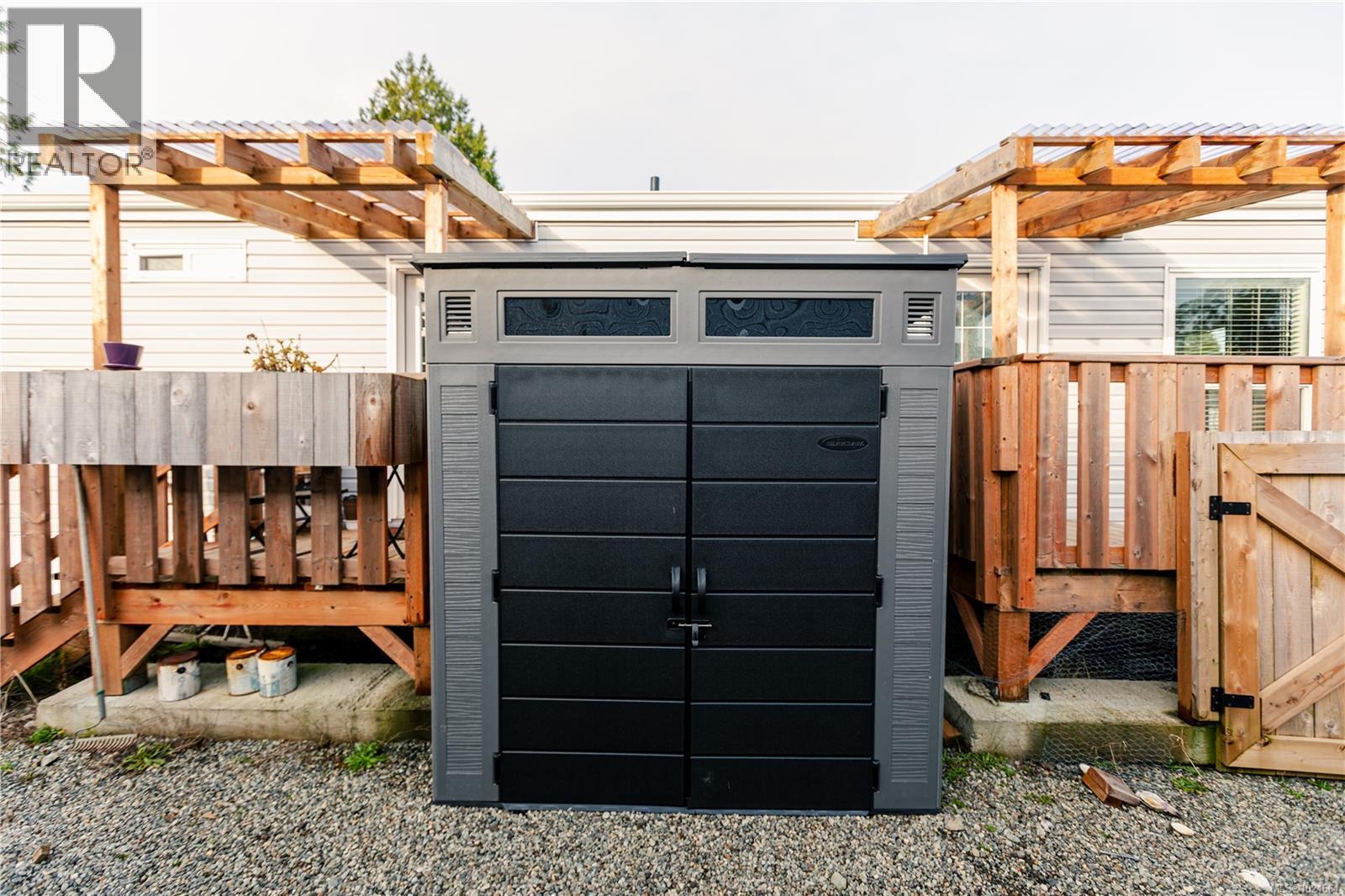 421 Humpback Pl, Ucluelet