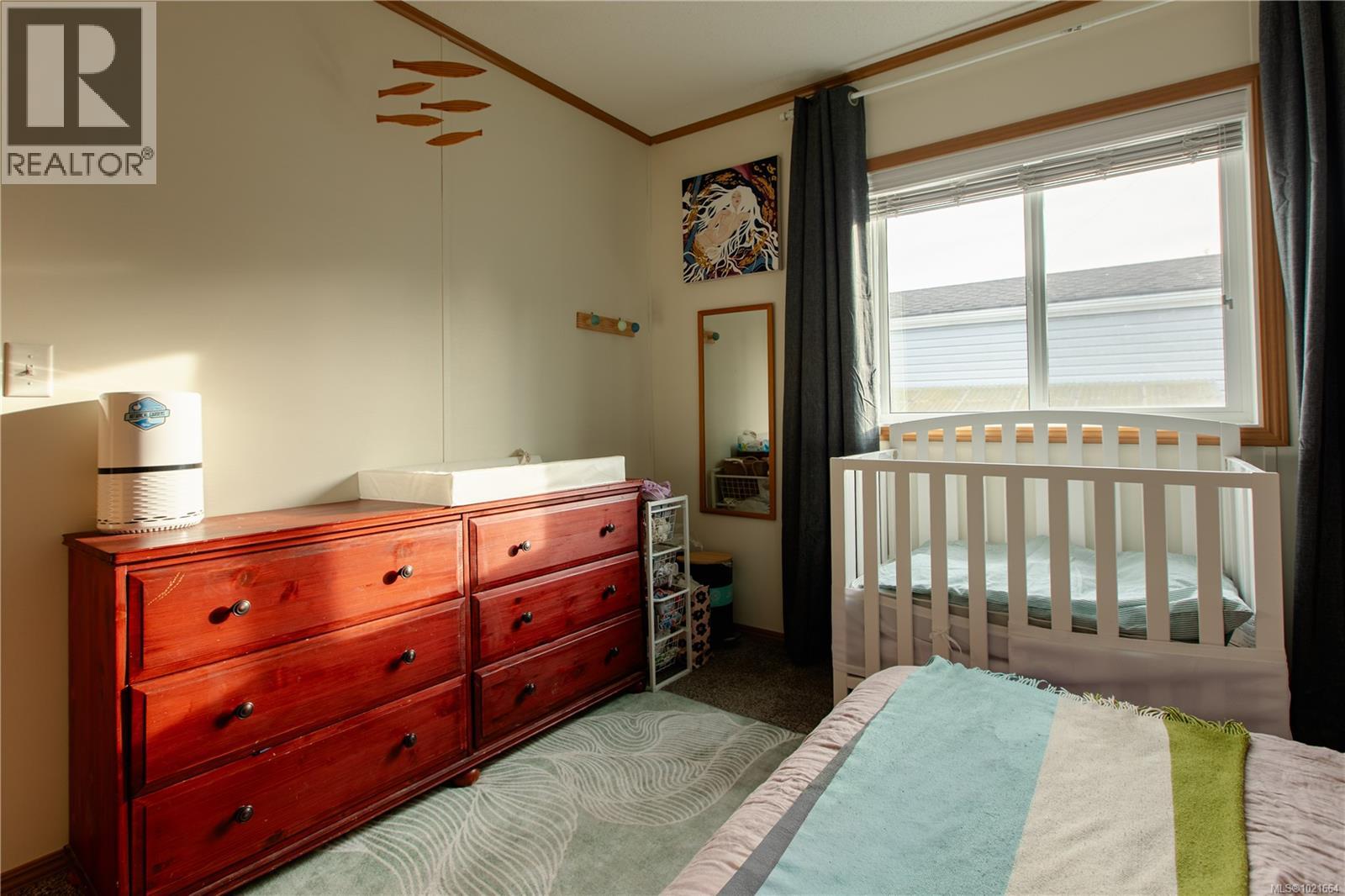 421 Humpback Pl, Ucluelet