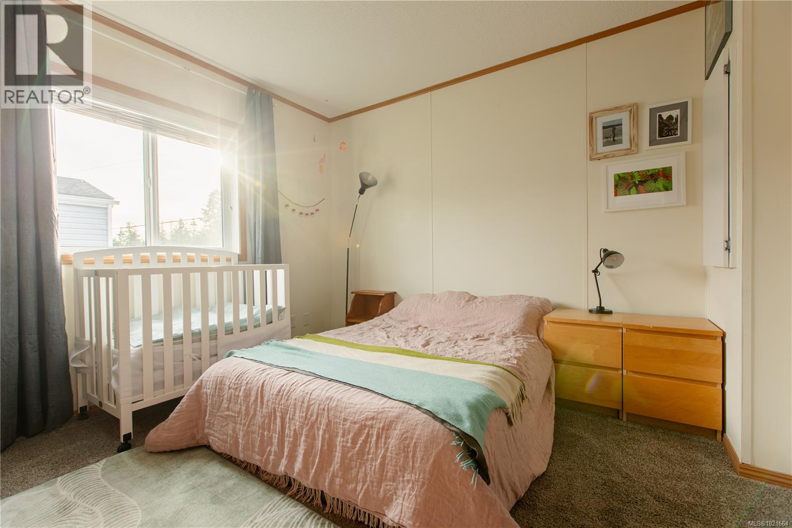 421 Humpback Pl, Ucluelet