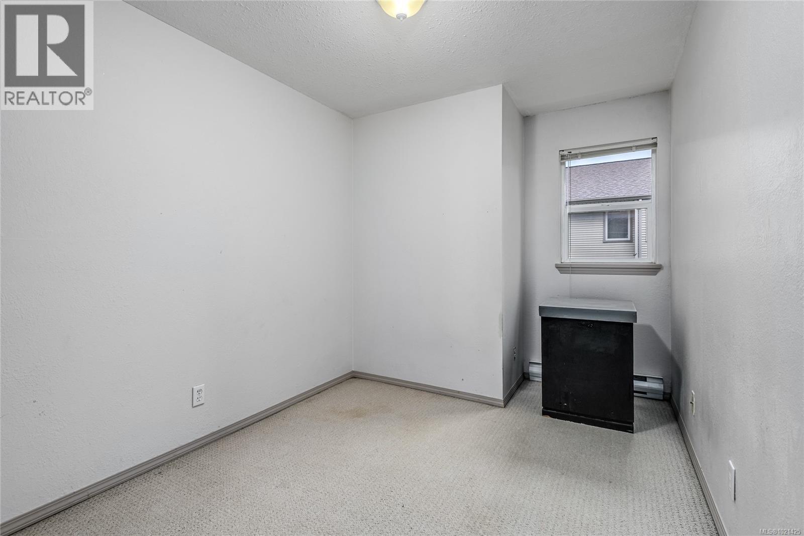 #207 1050 Braidwood Rd - 13