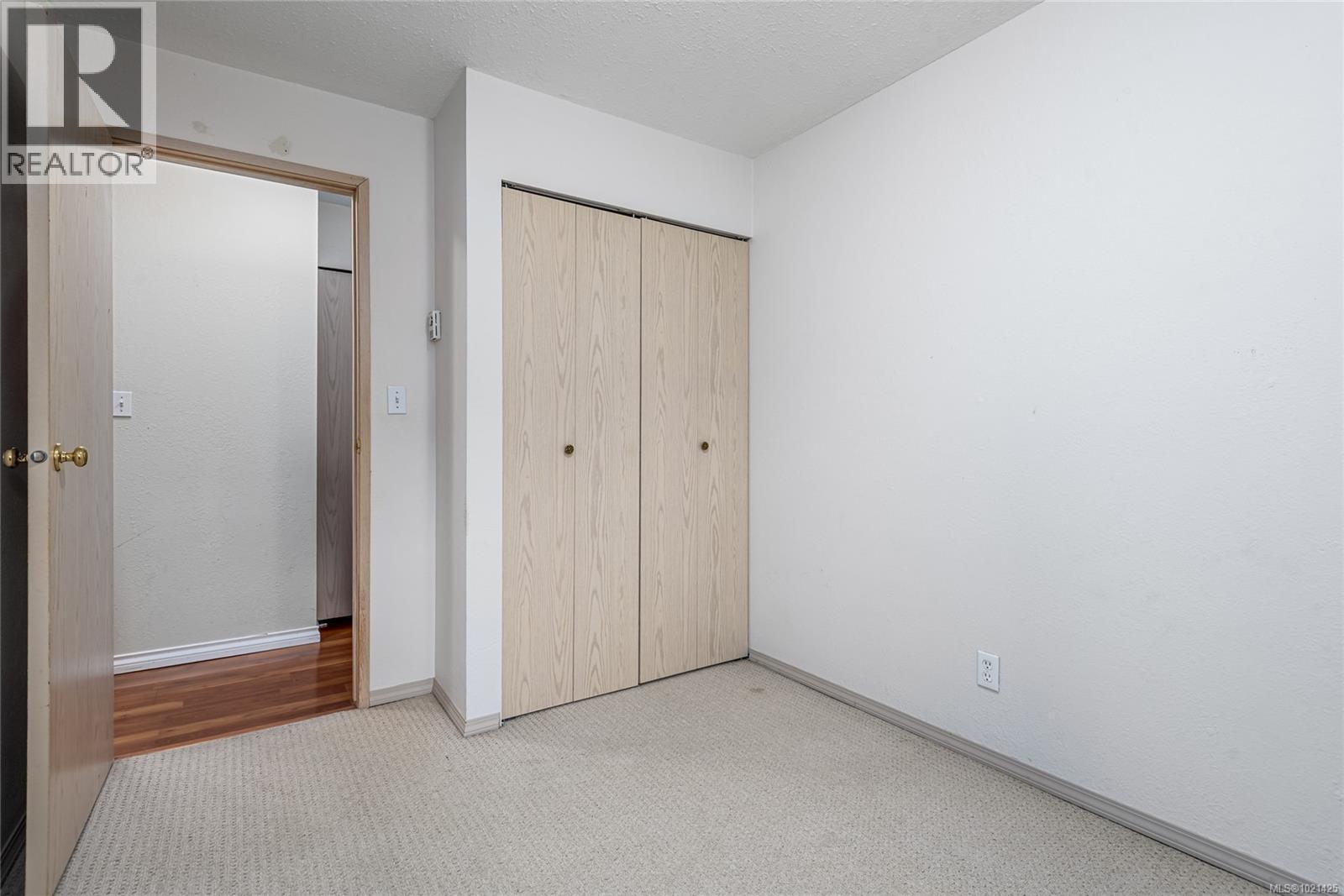 #207 1050 Braidwood Rd - 14